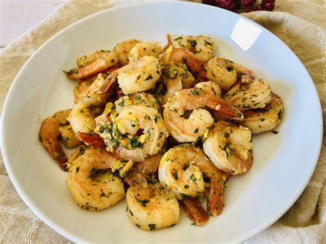 Lemon Garlic Shrimp Low Calorie And High Protein Recipe Jenny At