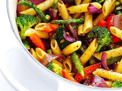 9 Pasta Recipes With At Least Two Servings Of Vegetables SELF