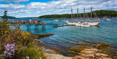 10 things to do in and around miri. Bar Harbor's old streets (Things to do in Bar Harbor Maine)