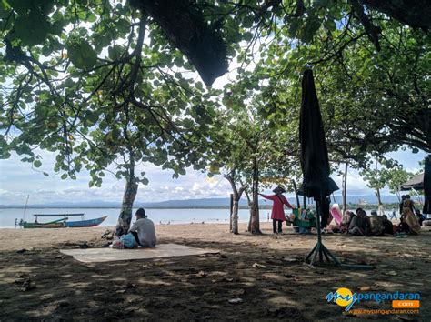 Potret Piknik Estetik Di Pantai Pangandaran