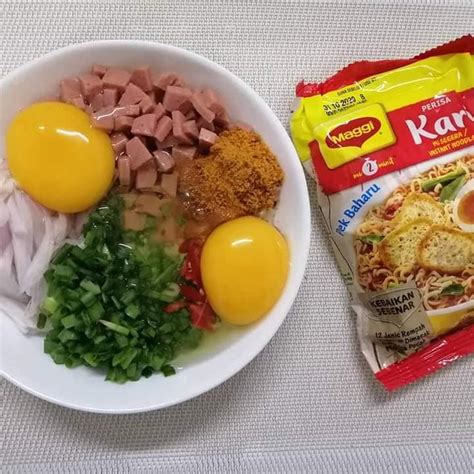Cara cara membuat martabak tidaklah rumit seperti yang disangka. Cara untuk membuat Murtabak Maggi yang sangat mudah untuk ...