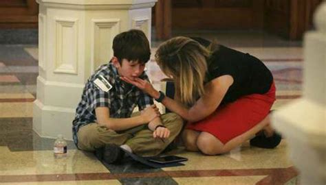 Texan Mother Explains Heartbreaking Photo Of Sobbing Transgender Son