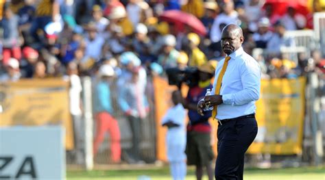 steve komphela says he knows of remedy for pressure at chiefs soccer laduma