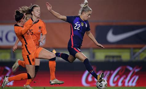 Kristie getting so distracted saying good job sam that she forgets she's supposed to be going on the field though. Kristie Mewis makes USWNT return, scores first international goal since 2013