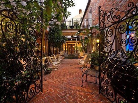 Gated Patio New Orleans French Quarter Quarter House Brick Courtyard