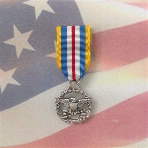 Us Defense Superior Service Medal Mini Military United States