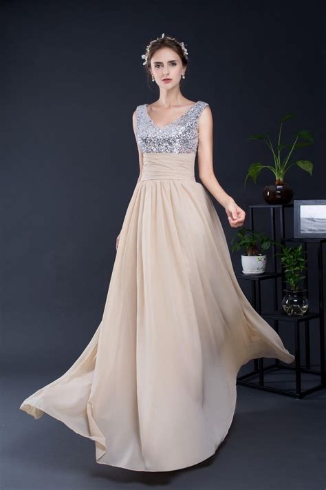 Stock Sequined Champagne Bridesmaid Dresses Cheap V Neck Chiffon Floor