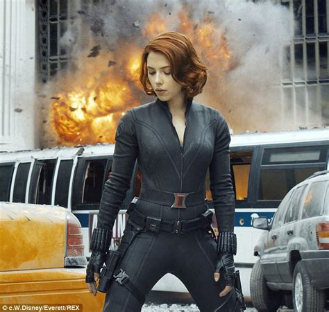 Scarlett Johanssons Pregnancy Could Delay The Avengers Age Of Ultron