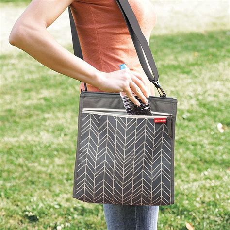 Skip Hop Outdoor Blanket & Cooler Bag | Outdoor blanket ...