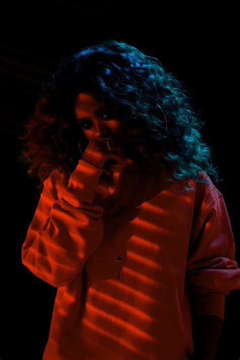 Best r&b album and best r&b performance at the 61st annual grammy awards. Mysterious R&B singer H.E.R. already has a fan in Rihanna ...