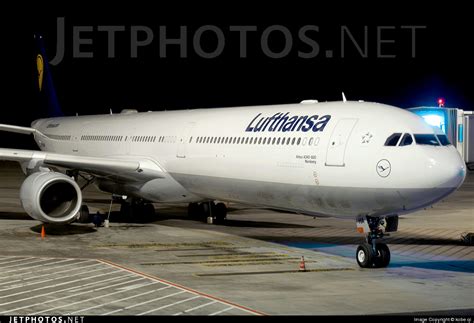 D Aiha Airbus A340 642 Lufthansa Kobe Qi Jetphotos