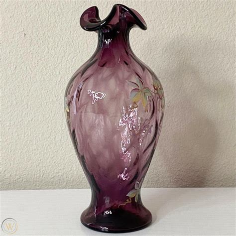 Fenton Art Glass Vase Ruffle Top Hand Painted Amethyst Purple Grape