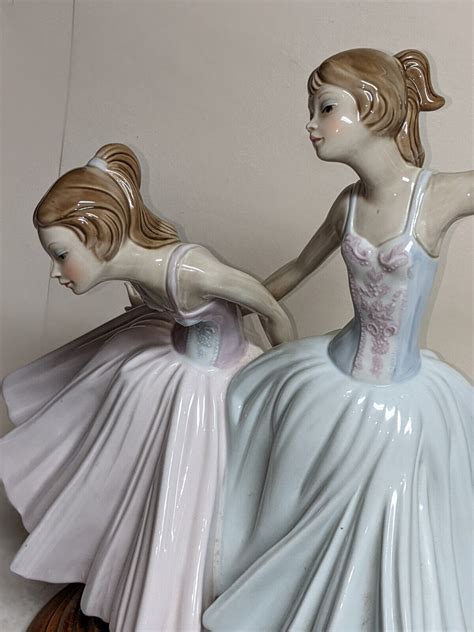 Lladro 1979 Merry Ballet Dancers Figurine Salvador Debon 198612