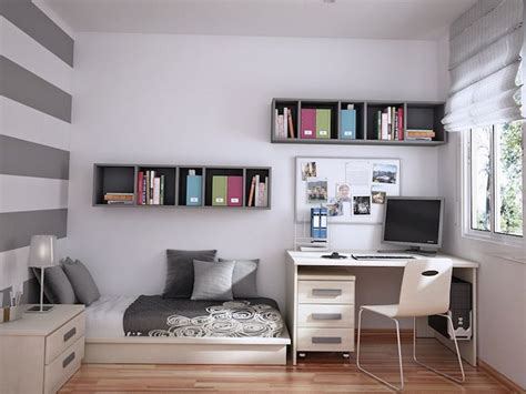 jugendzimmer-ideen-für-kleine-räume-regale-wand-steifen-schreibtisch