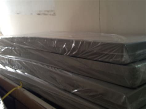 Harga kasur lantai/matras dengan uk 160x200x4 dengan sarung kulit oscar kena brp? MATRAS OLAHRAGA: MATRAS OLAHRAGA : UNTUK YOGA, MATRAS ...