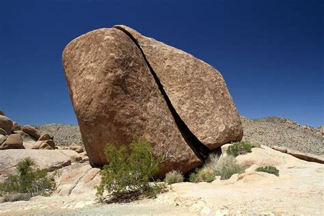 Split Rock In Joshua Tree National Park Photograph By Pierre Leclerc