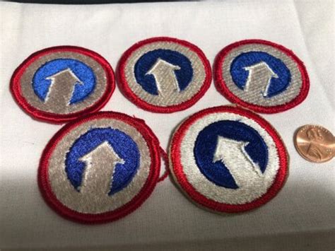 Lot 5 Us Army First Logistics Command Vietnam Command Red White