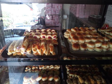Harga roti unyil venus depok dari varian roti kesetnya memiliki harga mulai dari rp. Roti Unyil Venus Buka Cabang di Rawamangun - andri ...
