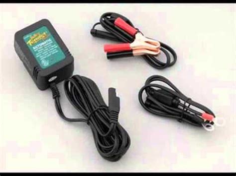 The product icons are not accurate, relating to charging and maintaining. Battery Tender 021-0123 Battery Tender Junior 12V Battery Charger - YouTube