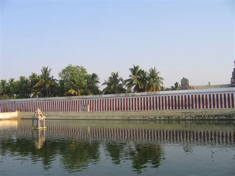 Brihadeeswarar temple is 1000 years old and is located in thanjavur. Tamilnadu Tourism: Punnainallur Mariamman Temple, Thanjavur