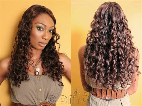 Artificial hair integrations, more commonly known as hair extensions or hair weaves, add length and fullness to human hair. Types of Deep Curly Hair Weave - ONYC World