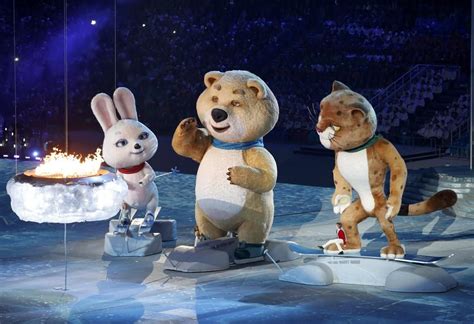 Sochi Bear Steals The Show 2014 Sochi Closing Ceremony Olympic