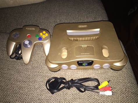 Nintendo 64 Console Gold Restricted Edition N64 USA Machine US vendor