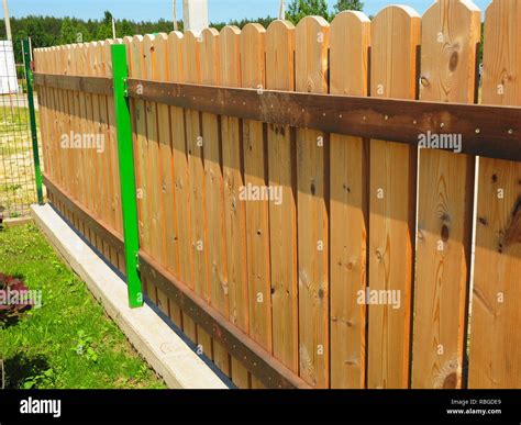 Installing Garden Fence Hi Res Stock Photography And Images Alamy