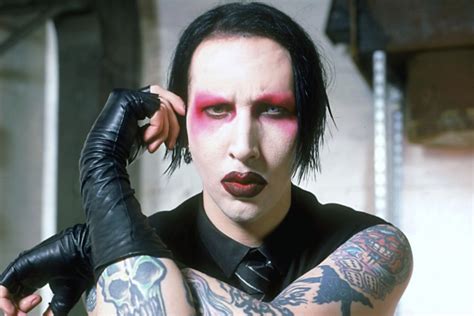 This is a subreddit dedicated to all things marilyn manson. Marilyn Manson Officially Confirms He's In The Studio With A Rapper - Metalhead Zone