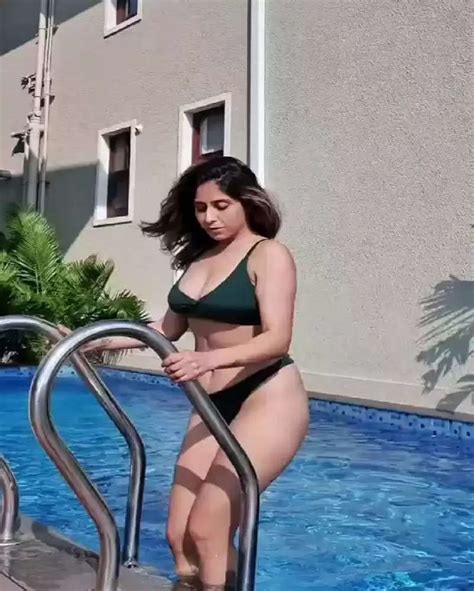 Photo Gallery Singer Neha Bhasin Was Seen Flaunting Her Toned Figure In A Bikini See Her Hot