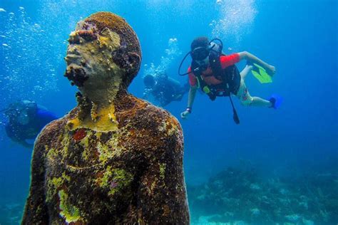 › how to become scuba certified. Scuba diving in Mexico's underwater museum near Isla ...