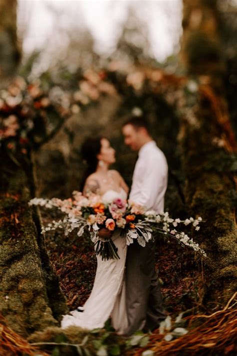 This Oregon Forest Wedding Shoot Will Inspire You To Give Your Boho