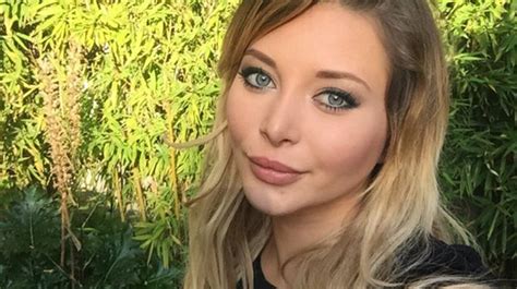 violem­ment insul­tée à cause de son métier la porns­tar française anna polina réagit sur twit
