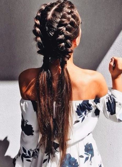 We've rounded up our favorite braided hairstyles just in time for summer! 30 Ways to Braid Your Hair - Hairstyle on Point