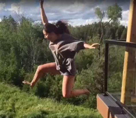 Woman Faceplants After Jumping On Trampoline From Balcony Daily Mail