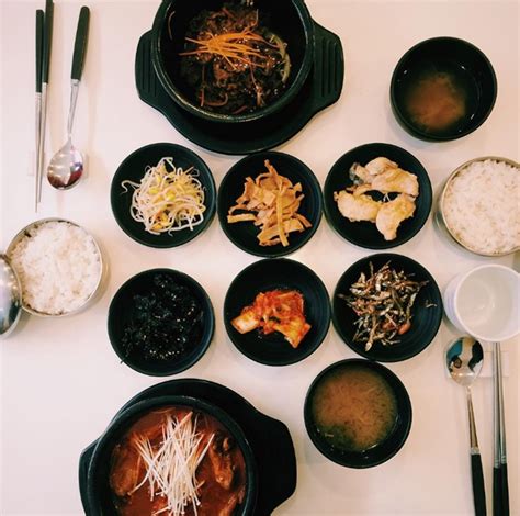 Read our guide to find out about the best halal restaurants in town. Liburan Manja ke Korea Selatan, Kamu Wajib Kunjungi ...