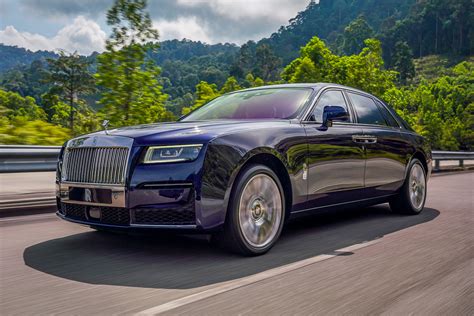 Topgear Rolls Royce Ghost Extended Review A Rolls You Want To Drive