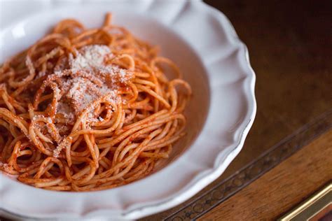 Classic Italian Pasta Pomodoro Recipe | Sarah Sharratt