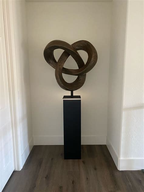 How To Make A Display Pedestal For Sculptures Art Artofit