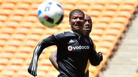 This transfer statistic shows the compact view of the most expensive signings by orlando pirates in the 19/20 season. Transfer news: The latest rumours from Kaizer Chiefs ...