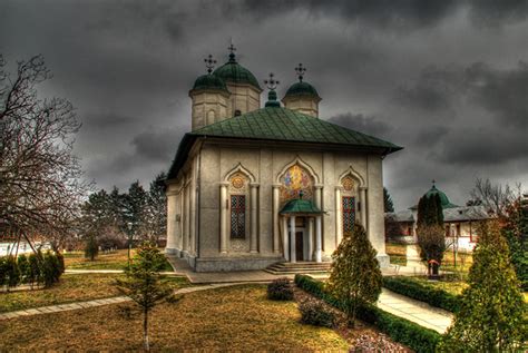 What is left is a simple monastery. Mănăstirea Cernica | Trecator prin lume