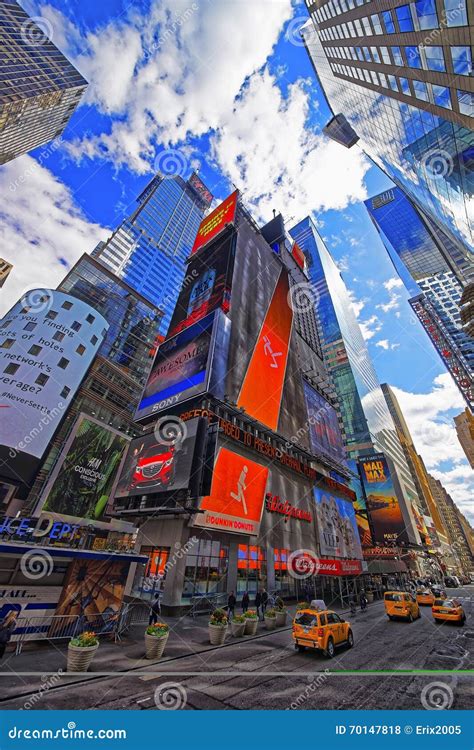 Broadway And West Street 42nd In Midtown Manhattan Editorial Stock