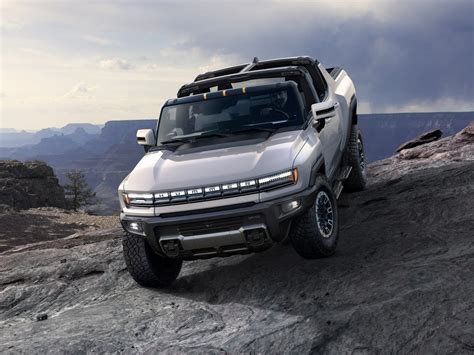 Gmc Reveals 2022 Hummer Ev Direct Rival To Teslas Cybertruck The