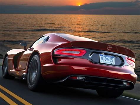 Dodge Is Desperate To Sell Vipers Slashes Price Dodge Viper Dodge