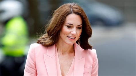 Royal Fashion Rules Kate Middleton Has Been Caught Breaking 247 News Around The World