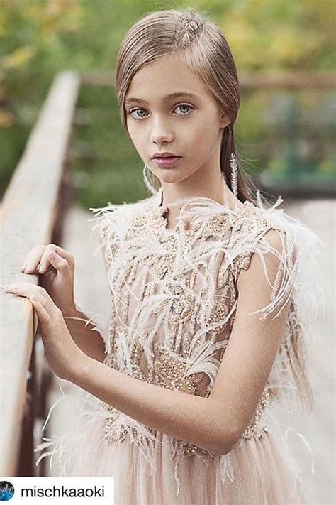 Celebridades Femeninas Por E Tvalens Yana Kozlova Belleza Y Ternura