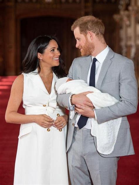 Le Fils Du Prince Harry Et Meghan Markle Archie Sera Baptis Le Mois