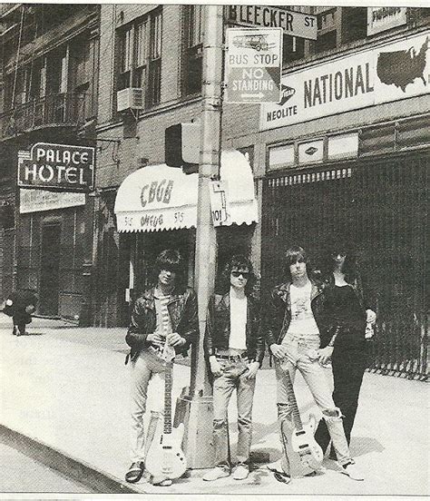 Ramones At Cbgb 1975 Bob Gruen0001 Ramones Cbgb Punk Cbgb