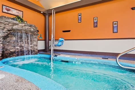The Best Hotels With Jacuzzis And Hot Tubs To Book In Portland Maine