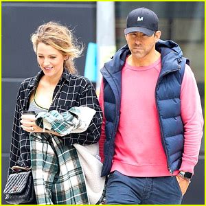 Blake Lively Ryan Reynolds Meet With Her Sister Robyn For A Coffee Run Blake Lively Robyn